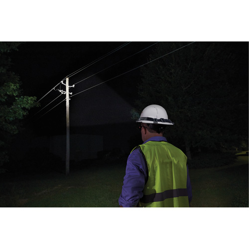 Lampe frontale &agrave; faisceau large/concentr&eacute; et &agrave; s&eacute;curit&eacute; intrins&egrave;que, DEL, 310 lumens, 40 hres de fonctionnement, piles AAA Distribution Jean Lapalme