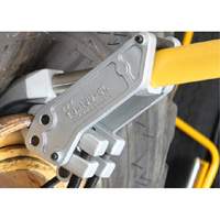 D&eacute;monte-talons hydraulique OTR pour pneu g&eacute;ant s&eacute;rie Pro Distribution Jean Lapalme