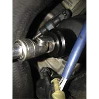 Douille pour filtre &agrave; carburant Cummins 6,7 L - 28 mm Distribution Jean Lapalme