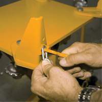 Yellow Jackit Transmission Jack, 2.2 Ton(s) Lifting Capacity Distribution Jean Lapalme