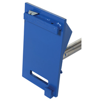 Fl&egrave;che de chariot &eacute;l&eacute;vateur pour tapis, 108-1/2" longueur, Install&eacute; sur tablier, Capacit&eacute; de 2500 lb Distribution Jean Lapalme