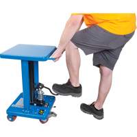 Table de travail hydraulique, 18'' lo x 18'' la, Acier, Capacit&eacute; 500 lb Distribution Jean Lapalme