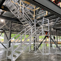 Escalier Smartstairs t&eacute;lescopique &agrave; 3-5 marches en aluminium Distribution Jean Lapalme