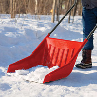 Yukon Sleigh Snow Shovel, 23-1/2" Blade Width Distribution Jean Lapalme
