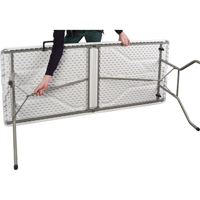 Table se pliant en deux, Rectangulaire, 72" l x 30" la, Poly&eacute;thyl&egrave;ne, Blanc Distribution Jean Lapalme
