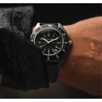 Steel Navigator with Date on Black 3-Piece Rubber Strap Kit, Digital, Battery Operated, 41 mm, Black Distribution Jean Lapalme
