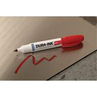 Dura-Ink&reg; Marker #55, Red, Chisel Tip Distribution Jean Lapalme