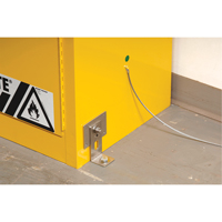 Seismic Bracket for Sure-Grip&reg; Ex Flammable Storage Cabinet Distribution Jean Lapalme