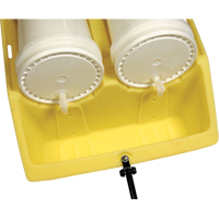 Mini-Racker Mobile Unit, 31" L x 29" W x 15.2" H, 10 US gal. Capacity Distribution Jean Lapalme