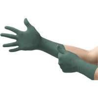 Dura Flock Gloves, Small, Nitrile, 8-mil, Powder-Free, Green Distribution Jean Lapalme