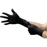 Onyx&reg; Gloves, Small, Nitrile, 3.5-mil, Powder-Free, Black Distribution Jean Lapalme