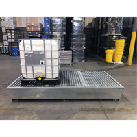 Ultra-Twin IBC Spill Pallet en acier, Capacit&eacute; de d&eacute;versement 370 gal. US, 103,8" x 26,8" x 51,1" Distribution Jean Lapalme