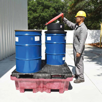 Ultra-Spill King palette de d&eacute;versement &agrave; pont plat, 4 barils, Capacit&eacute; de d&eacute;versement 85 gal. US, 51" x 51" x 17,5" Distribution Jean Lapalme
