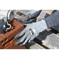 Gants de travail r&eacute;sistants &agrave; la coupe, compatibles avec &eacute;crans tactiles RWG566 AXIS, Taille T-petit, Calibre 18, Rev&ecirc;tement Polyur&eacute;thane, Enveloppe en Acier inoxydable/PEHP, ASTM ANSI niveau A5/EN 388 niveau E Distribution Jean Lapalme