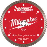 Lame turbo en diamant dentel&eacute;e pour maçonnerie et b&eacute;ton Distribution Jean Lapalme