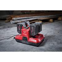 Four Bay Simultaneous Super Charger with PACKOUT Compatibility, 18 V, Lithium-Ion Distribution Jean Lapalme