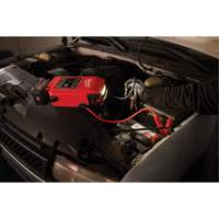 D&eacute;marreur portatif pour batterie de v&eacute;hicule M18 HOTSHOT 18 V Distribution Jean Lapalme