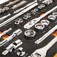 Jeu doutils de m&eacute;canicien 120XP &agrave; entraînement de 1/4", 3/8" et 1/2" avec plateau en mousse, 89 M Distribution Jean Lapalme