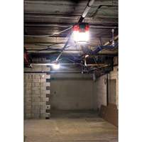 Lampe de chantier compacte M18 RADIUS avec ONE-KEY, DEL, 4400 lumens Distribution Jean Lapalme