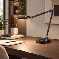 Lampe de bureau en plastique & aluminium, 10 W, DEL, Col 41-1/2", Noir Distribution Jean Lapalme